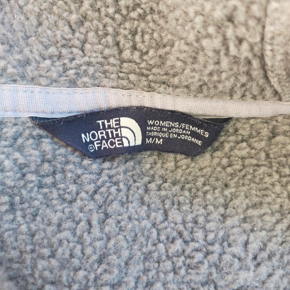 THE NORTH FACE Crescent Hooded Pullover - Picture 9 of 9